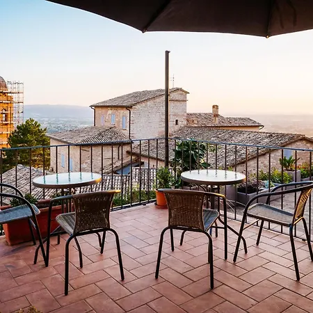 Konukevi Roof Garden Assisi